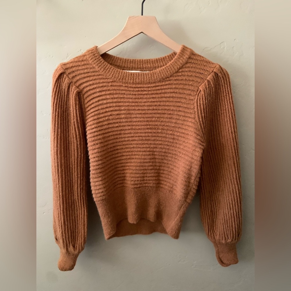 Astr Orange Crew Neck Sweater Ribbed Knit Cropped in Cider